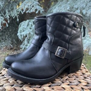 Sonora Mia Motorcycle Black Leather Quilted Double H Biker Boot. Women’s size 8